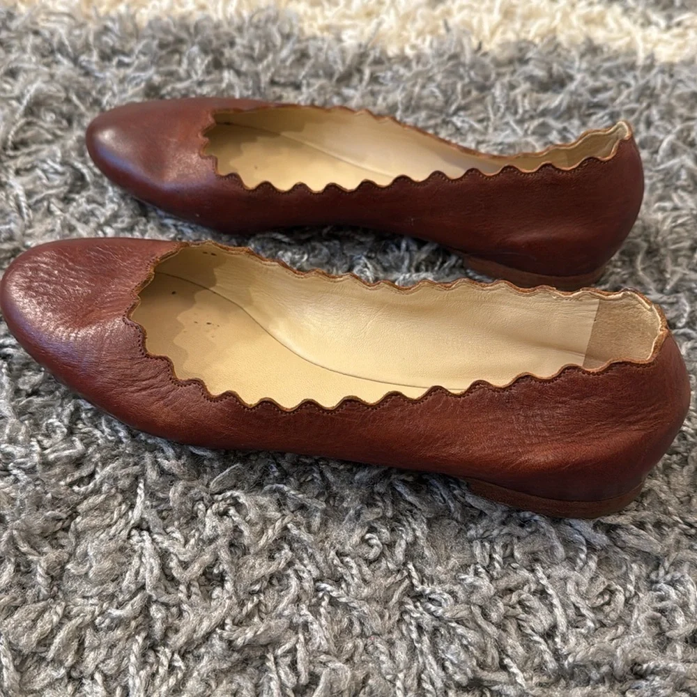 Chloe Lauren Ballet Ballerina Scalloped Flats Chestnut Cognac Brown size 37 (6)